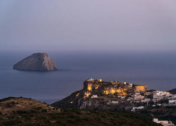 Iris Vila Livadi (Kythira)